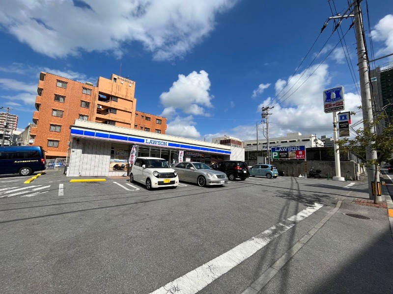 ローソン浦添城間店