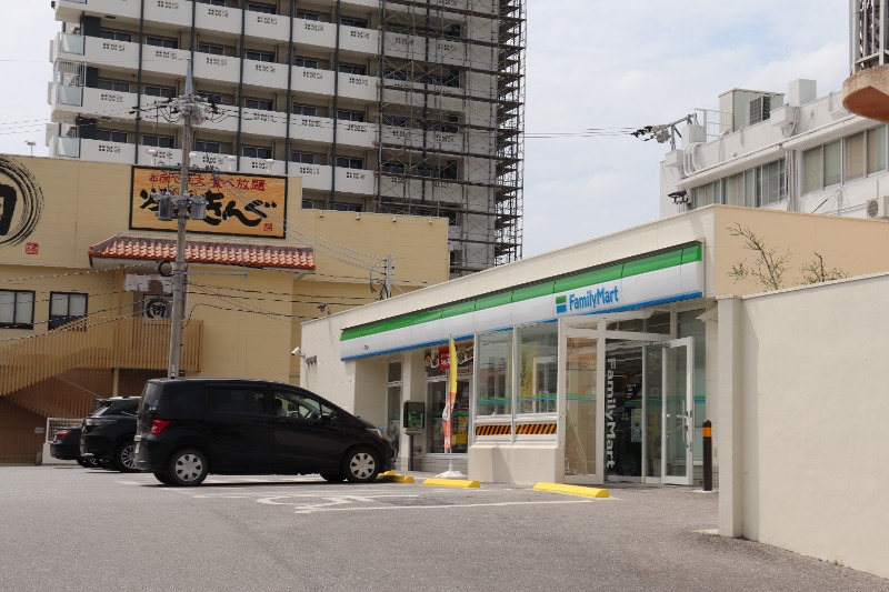 ファミリーマート一日橋店