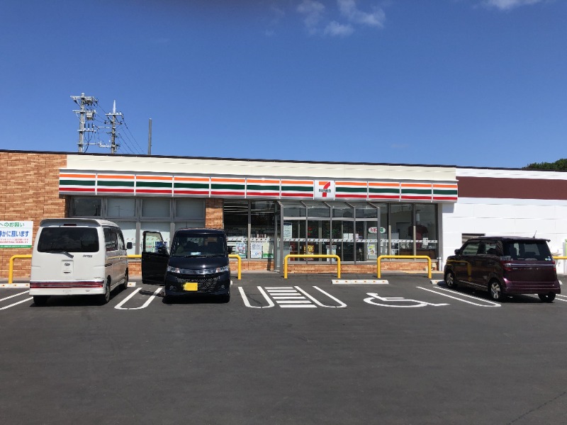 セブンイレブン石川インター店