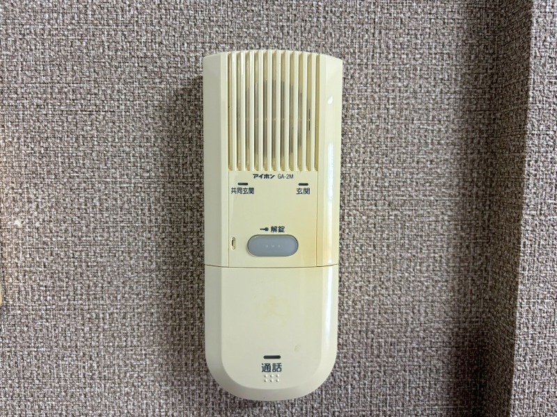 別部屋の反転タイプ写真となります。