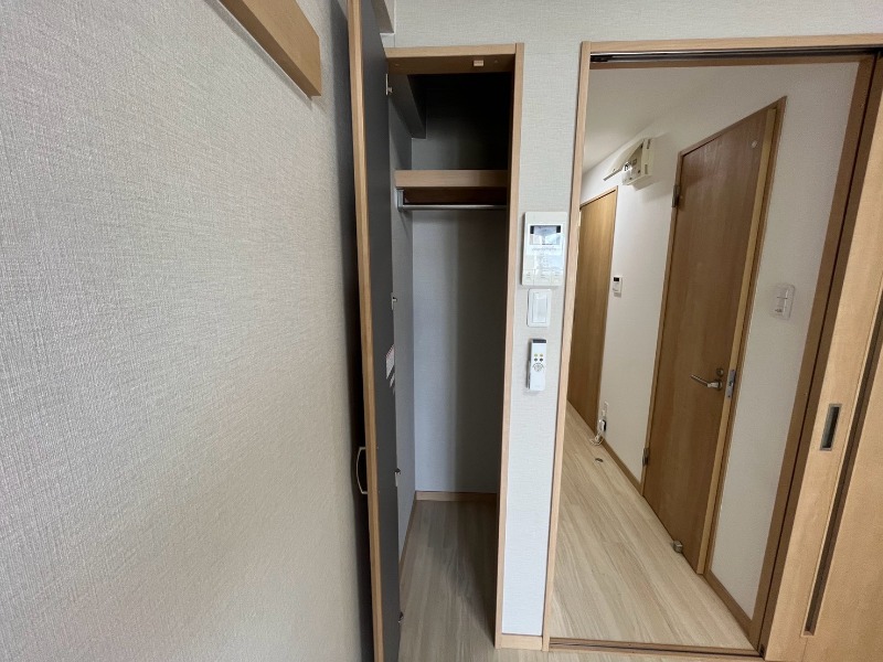 203号室