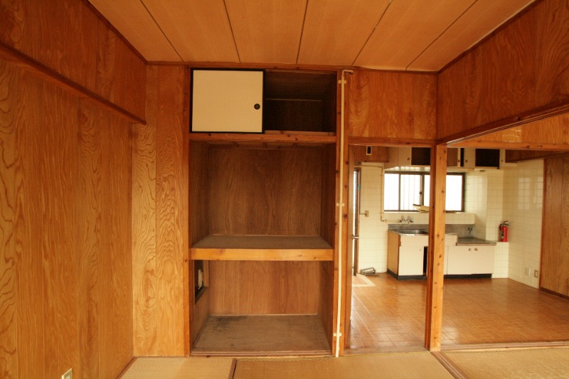 反転タイプの部屋写真となります。