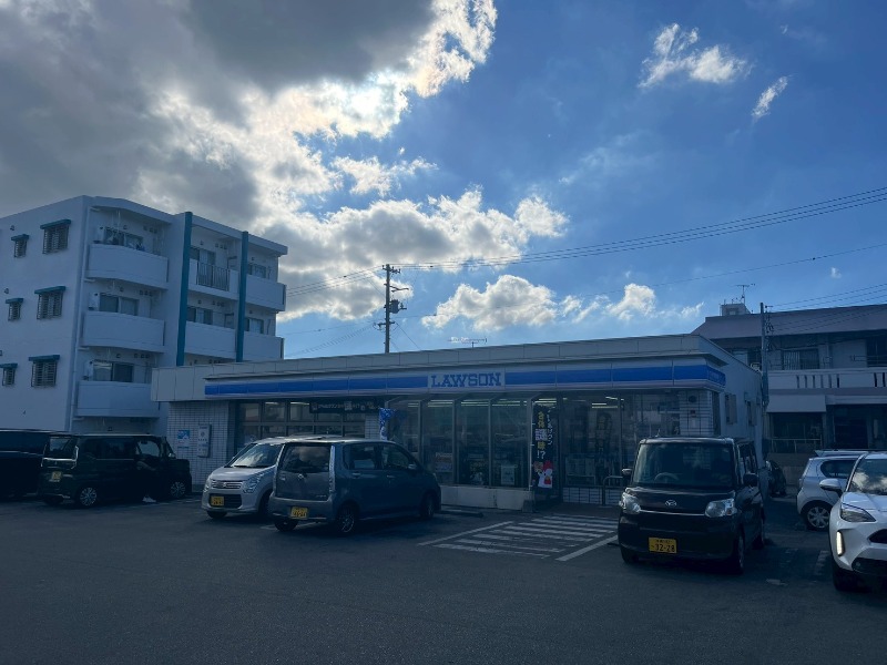 ローソン 中部病院前店