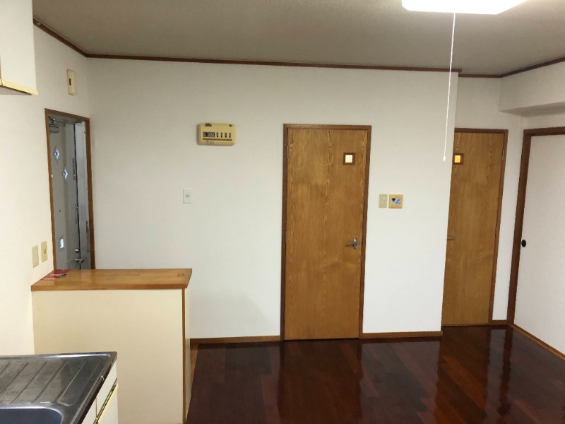 反転タイプ、別部屋の参考写真となります。