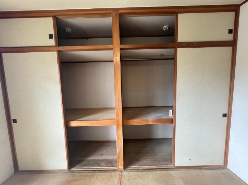 反転タイプ、別部屋の参考写真となります。